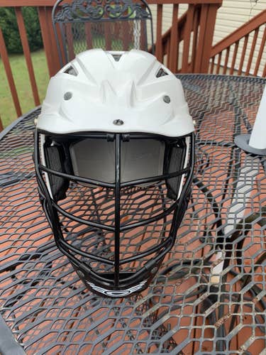 White Adult Player's Cascade CPV-R Helmet