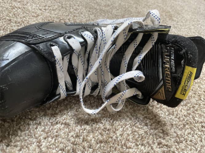 Used Bauer Extra Wide Width Size 6.5 Supreme matrix Hockey Skates