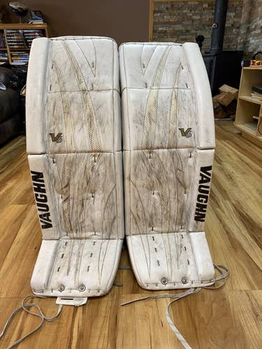 White Senior 34" Vaughn Velocity V6 Goalie Leg Pads