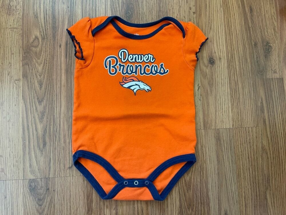 NFL Denver Broncos Baby Clothes Body Suit & Bib - Sz: 18M - Official