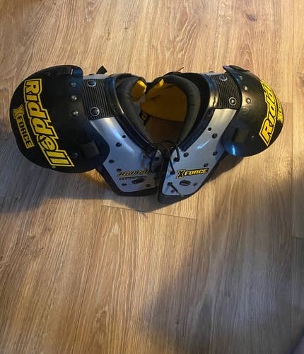 Riddell Shoulder Pads