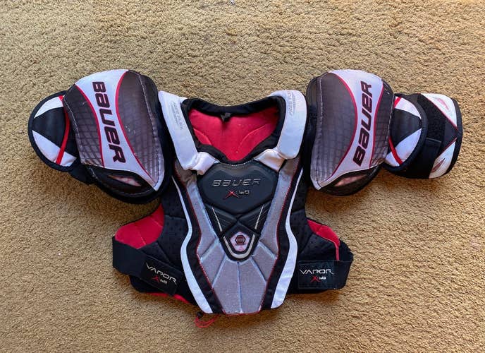 Used Medium Bauer Vapor X60 Shoulder Pads