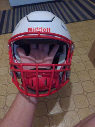 Adult large white Riddell SpeedFlex Helmet