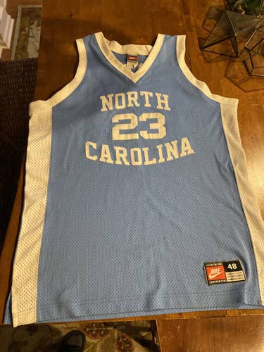 Nike Michael Jordan UNC jersey  XL