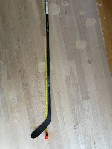 Junior Right Handed   Ribcor Trigger 5 Pro Hockey Stick