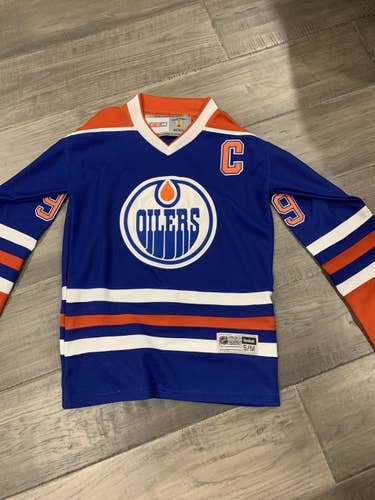 Wayne Gretzky Adult Small / Medium Oilers Jersey