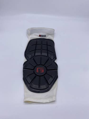 G-form Elbow Protection Sleeve