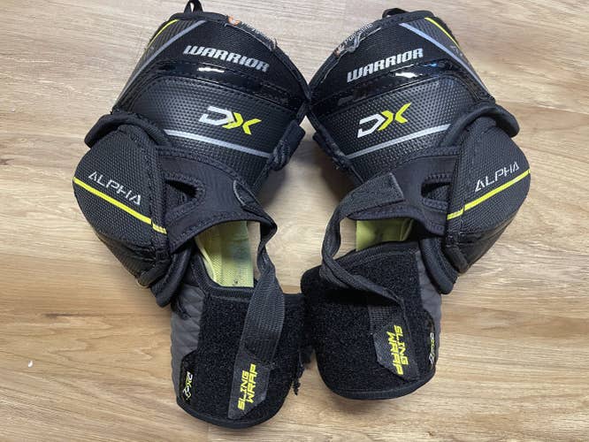 Used Junior Large Warrior Alpha DX Elbow Pads
