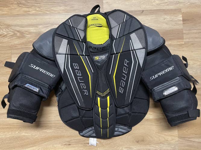 Used Intermediate Medium Bauer S29 Goalie Chest Protector