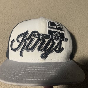 White Used One Size Fits All Other Hat
