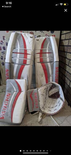 Used Senior 35+2 Vaughn Regular Velocity V6 Goalie Full Set Pro Stock