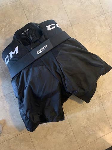 Black Senior Used Medium CCM Axis 1.9 Hockey Goalie Pants