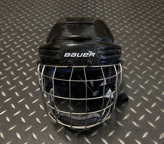 Black Bauer 7500 Hockey Helmet and Cage Combo (Sr L)
