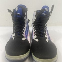 Used Nike Senior 9.5 Basketball Shoes