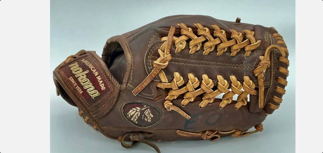 Used Nokona Right Hand Throw Baseball Glove 12.75"
