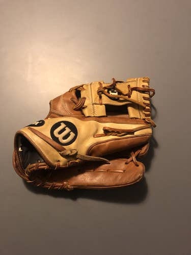 Brown Used Kid Pitch (9YO-13YO) Wilson Right Hand Throw Infield A2K Baseball Glove 11.75"