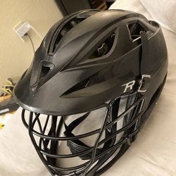 Black Adult Player's Cascade R Helmet