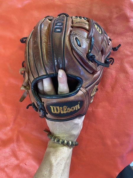 Red High School/College Infield 11.5" A1000 Baseball Glove