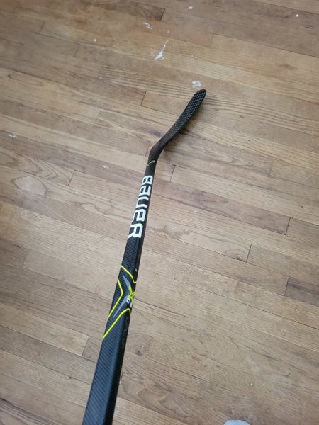 For Dbrown used Senior Bauer RH Vapor 2x Hockey Stick