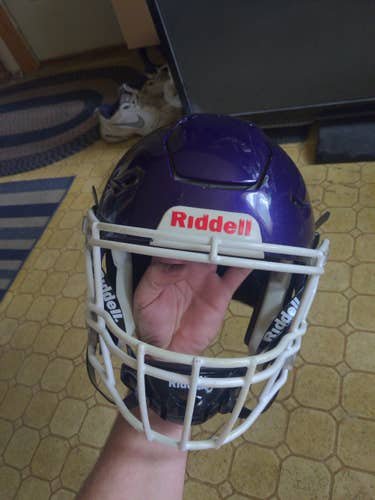 Adult medium purple Riddell SpeedFlex Helmet