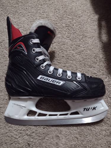 Junior Used Bauer Vapor X350 Hockey Skates Regular Width Size 3