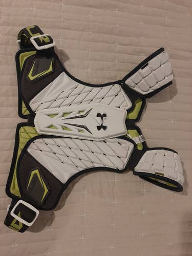 Used Large Under Armour VFT Shoulder Pads
