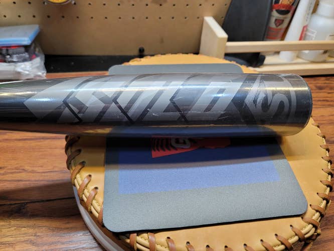 31/21 New Louisville Slugger Solo Bat (-10)