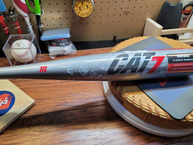 26&27 New Marucci CAT 7 Bat (-10)