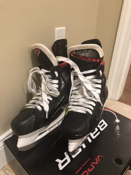 Used Bauer Extra Wide Width Size 8.5 Vapor 2X Hockey Skates