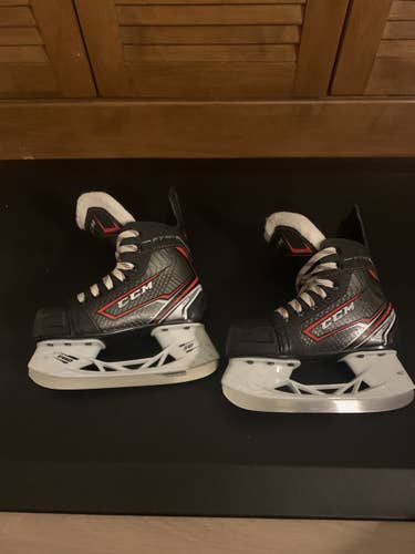 Used CCM Regular Width  Size 11 JetSpeed FT360 Hockey Skates