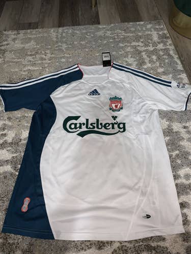 Liverpool Gerrard Jersey - Medium