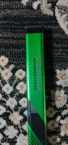 New Senior Bauer Right Handed Nexus ADV Hockey Stick Mid Pattern