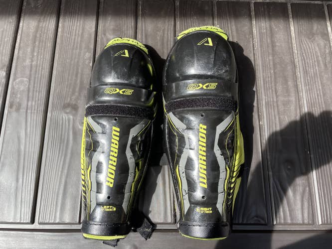 Used Junior Warrior Alpha QX5 Shin Pads