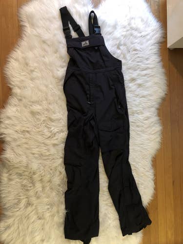 Black Men's Small Goretex Ski Snowboard Bibs