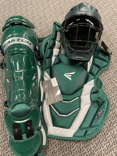 Easton Elite X green Intermediate catchers set