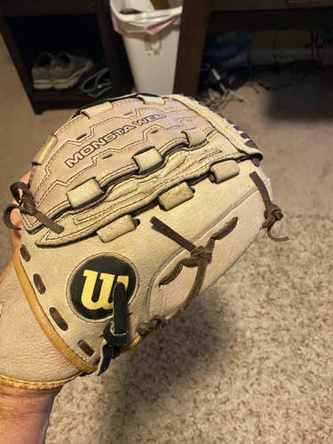 Brown Used Adult Wilson Right Hand Throw Outfield A440 Softball Glove 13"
