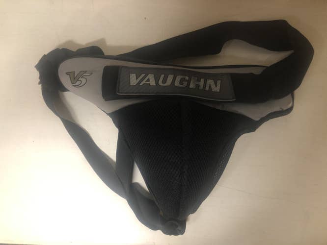 Vaughn Senior V5 7460 Goalie Cup