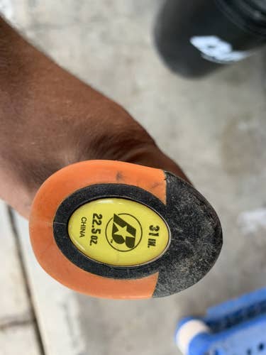 Used USSSA Certified AXE Composite Avenge Bat (-8) 22 oz 31"