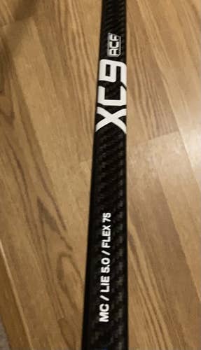 Senior Left Hand Mid Pattern XC9 ACF Hockey Stick