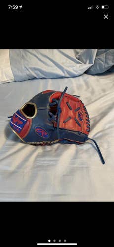 New Right Hand Throw 11.5" Heart of the Hide Baseball Glove