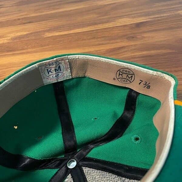 Oakland Athletics Hat Baseball Cap Fitted 7 3/8 Vintage 80s