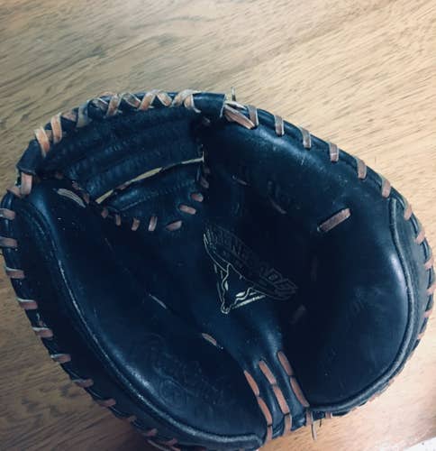 Black Used Rawlings Right Hand Throw Catcher's Renegade Baseball Glove 31.5"