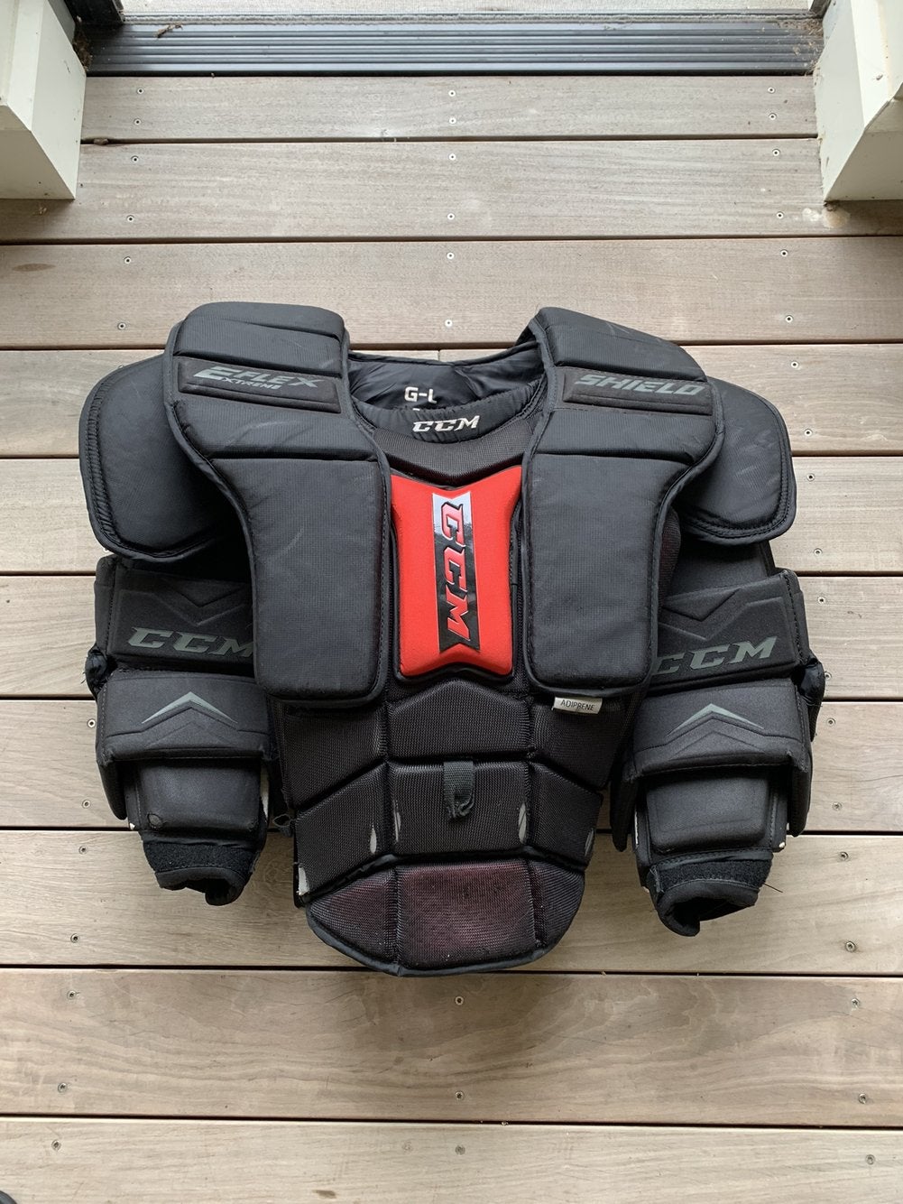 CCM Extreme Flex Shield II Hockey Goalie Chest & Arm Protectors