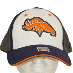 Denver Bronco Football NFL Hat - Reebok Flex Fit Adult One Size - Fall 2006