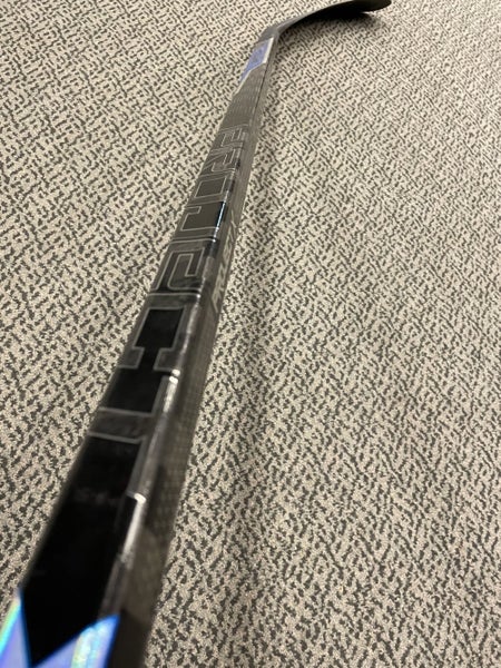 True Senior Left Hand TC2-5 Pattern 85 Flex Project X Hockey Stick