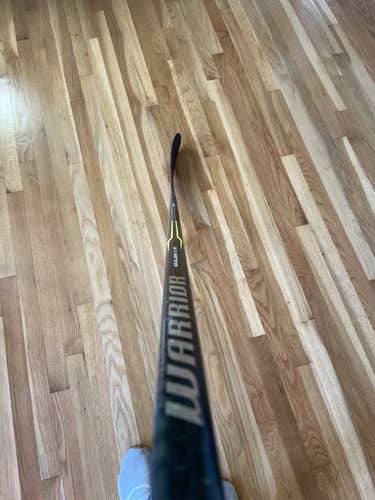 Intermediate Left Hand Toe Pattern  Alpha QX Hockey Stick