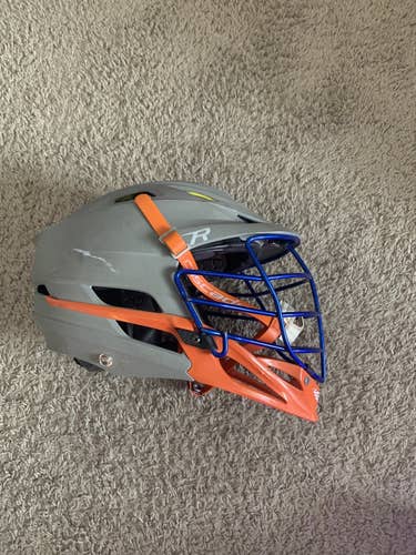 Gray  Player's Cascade R Helmet
