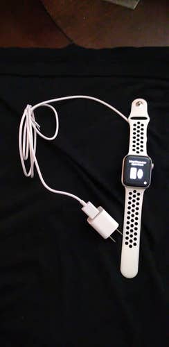 Used Apple Watch Series 6