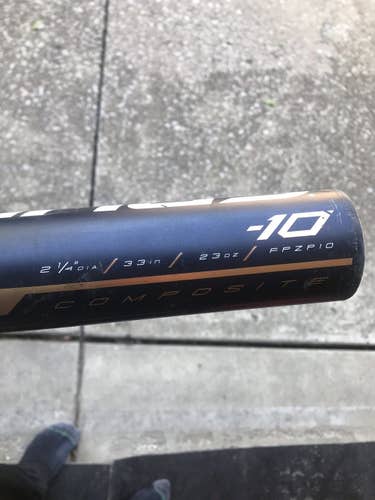 High School/College Composite (-10) 33" Quatro Bat