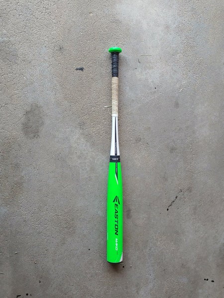 Used Kid Pitch (9YO-13YO) USSSA Certified 2015 Easton Composite Mako Torq Bat (-10) 20 oz 30"